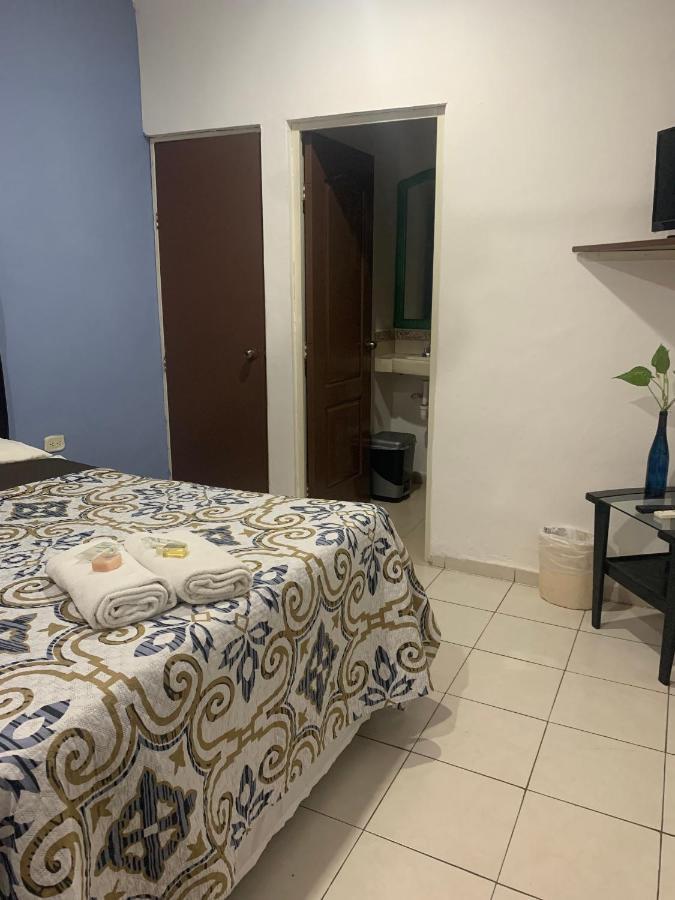 ホテルCasa Centro 70 メリダ エクステリア 写真
